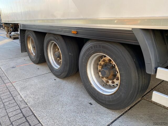LAMBERET Frigo Trailer / Vector 1950 MT / Multitemp / Laadklep LAMBERET Frigo Trailer / Vector 1950 MT / Multitemp / La...