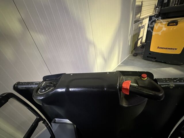 V (5213) - Wire Guidance!! DOUBLE steering!! Triplex FFL LINDE V ( 5213 ) - Wire Guidance !! DOUBLE steering !! Triplex FFL