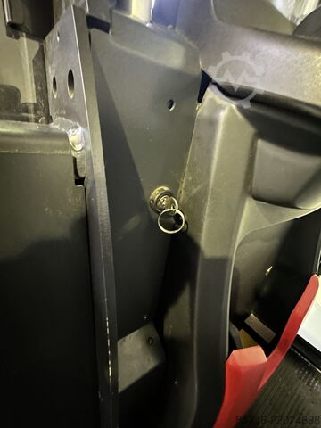 V (5213) - Wire Guidance!! DOUBLE steering!! Triplex FFL LINDE V ( 5213 ) - Wire Guidance !! DOUBLE steering !! Triplex FFL