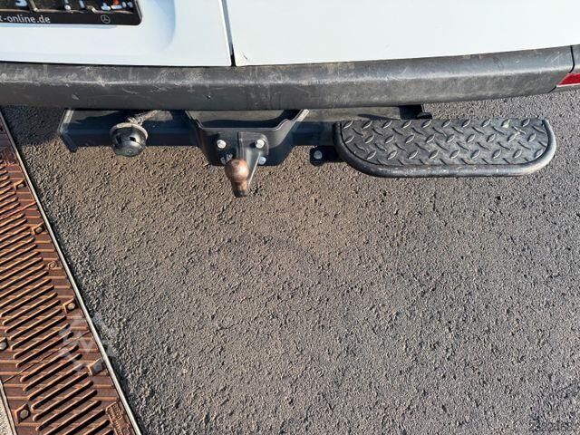 Mercedes-Benz Sprinter 317 CDI with workshop shelving, auxiliary heater and 3.5 t tow hitch Mercedes-Benz Sprinter 317 CDI Werkstatt-Regal Stdheiz AHK3,5t