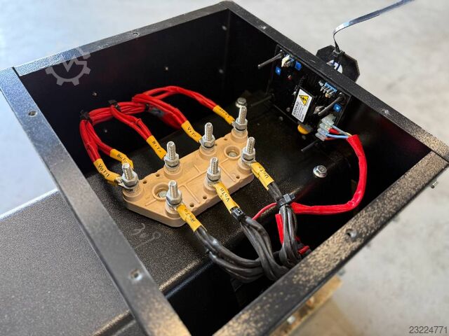 DPX CJ224G - 85 kVA Alternator - DPX-33905  DPX CJ224G - 85 kVA Alternator - DPX-33905