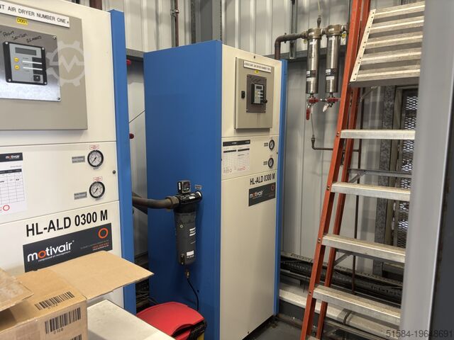 Screw compressor Atlas Copco ZT30