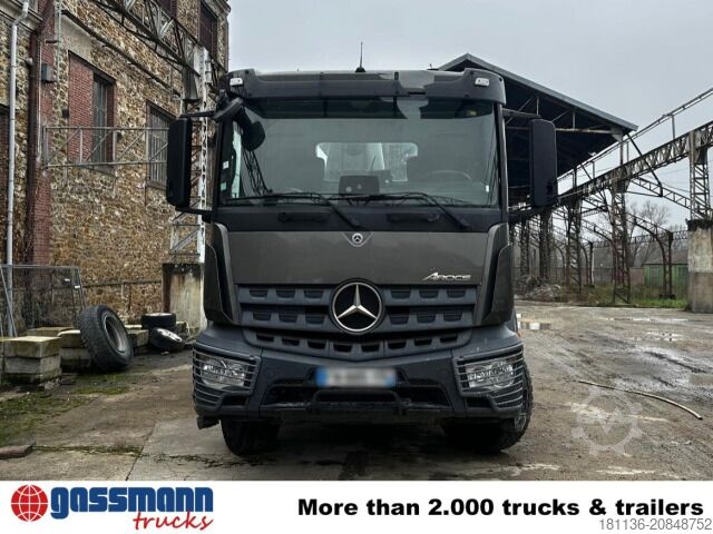 Concrete pump truck Mercedes-Benz Arocs 1830 K 4x2, Betonpumpe Schwing S 20, Funk