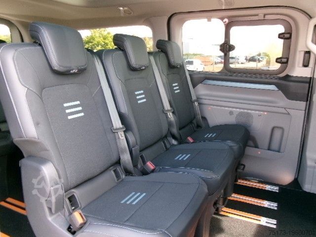 Kleinbus FORD Tourneo Custom 320L2 Active 4x4 AHK Pano 19Zoll