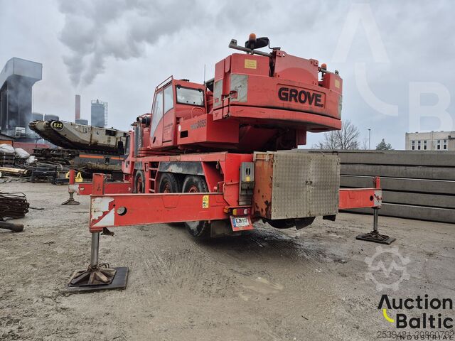 Truck-mounted crane Grove GMK 3050
