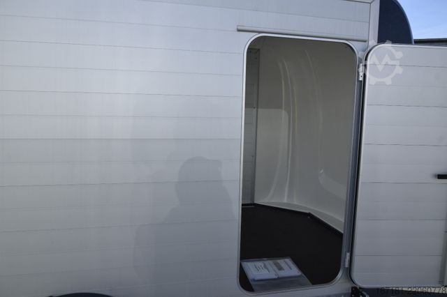 Box trailer HUMBAUR HKPA 153217 Heckklappe dreh-schwenkbar