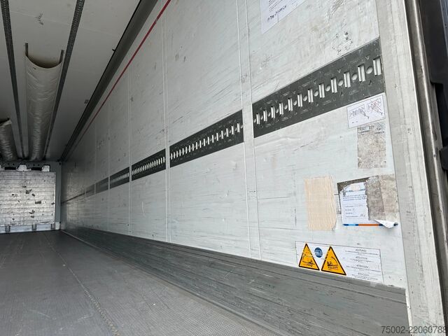 Refrigerated/frozen transport Schmitz Cargobull CARRIER VECTOR 1950 D/E /DISCBRAKES / NL-TRAILE...