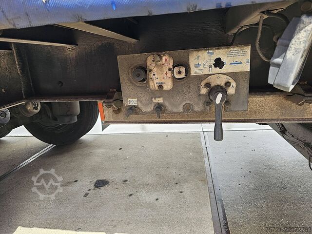 Schiebeplanen VAN HOOL 3B2014