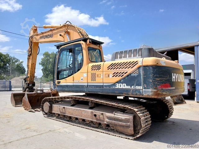 Kettenbagger HYUNDAI R 300 NLC-9A