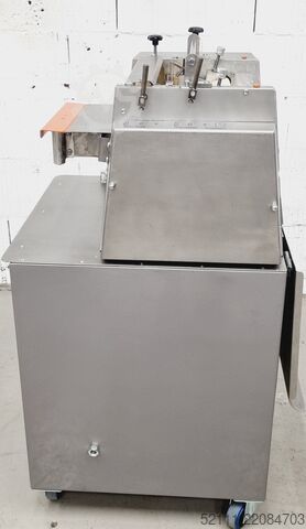 Croissant shaping machine Universum HWM 30/3