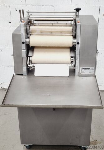 Croissant shaping machine Universum HWM 30/3