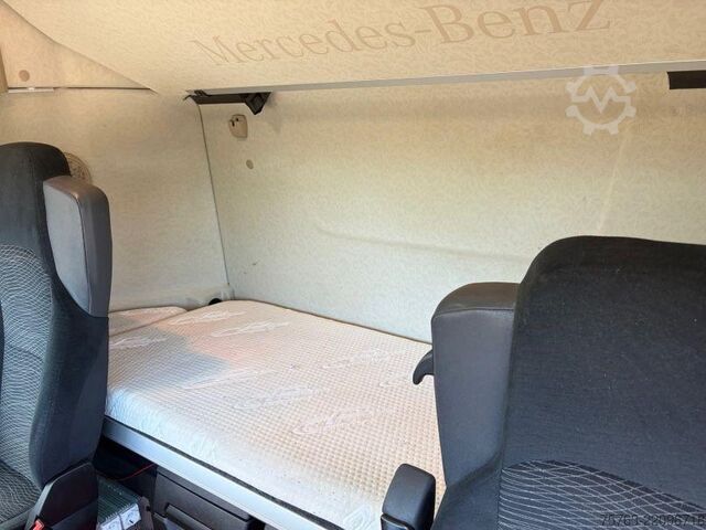 Refrigerated/frozen transport Mercedes-Benz Actros 2553 6x2 - Thermoking frigo - Loadlift +...