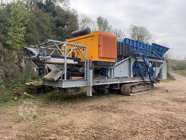 Mobile crushing and screening plant Vidts machinery 