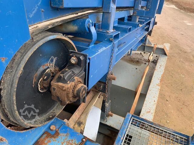 Mobile crushing and screening plant Vidts machinery 