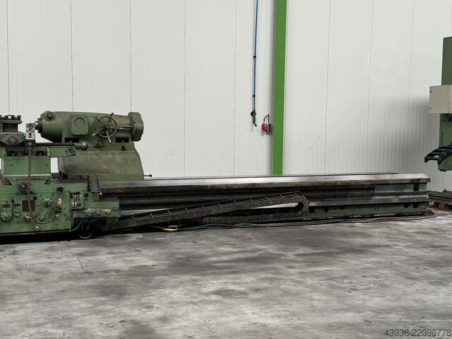 Centre lathe POREBA - TCC160 Poreba TCC160