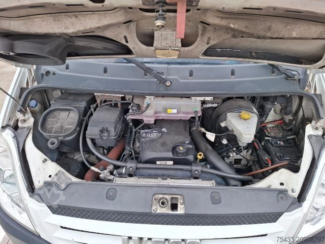 Kastenwagen IVECO DAILY 60C18 BOX + SPONDA