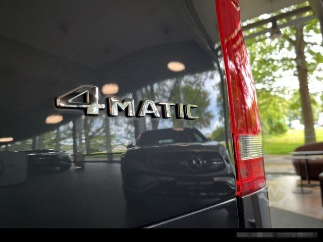 Minibus MERCEDES-BENZ V 300 Avantgarde 4MATIC AMG+360°+Standh+Distr.