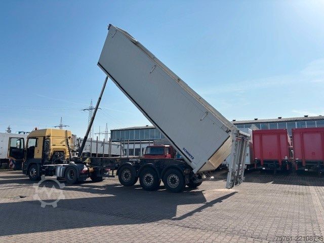 Kipper Auflieger SCHMITZ CARGOBULL SKI24SL 8,2 48 cbm Getreidekipper