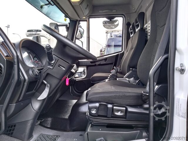 Box truck IVECO ML120E22