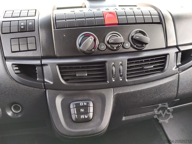 Box truck IVECO ML120E22