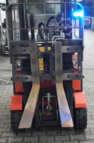 Forklift ID No.: 14587 Toyota 7FBEST 15