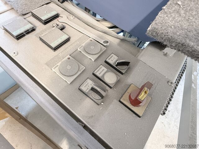 Double-head profile welding machine. Hollinger MSA-EE-1KS SB 300