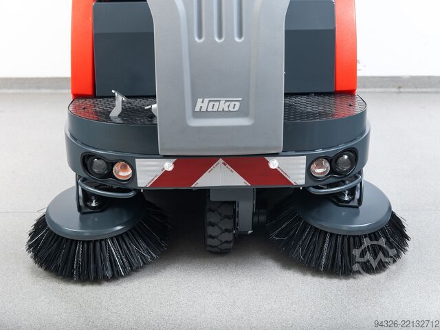Hako Jonas 1200 D Sweeper Hako Jonas 1200 D Diesel - 735mth - 13200m²/h