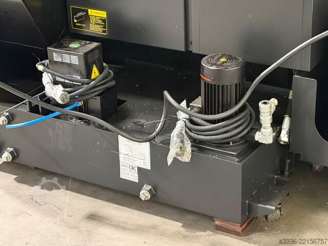 CNC Lathe c-axis DOOSAN PUMA GT3100M Doosan Puma GR3100M