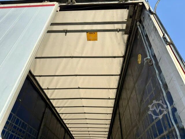 Tarpaulin Schmitz Cargobull Edscha /2x Liftachse / 3x Achsen