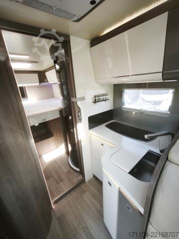 Integriertes Wohnmobil MOBILVETTA K-Silver I 59, Längsbetten, Solar, Klima, TV,