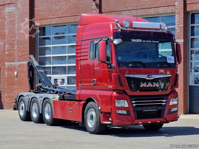 Hakenarmsystem MAN TGX 35.500 8x4*4 - Hyva Hooklift - Custom inter...