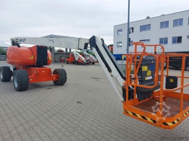 Gelenkteleskoparbeitsbühne JLG 800AJ