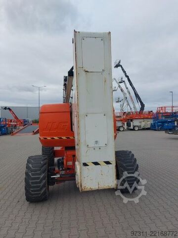 Gelenkteleskoparbeitsbühne JLG 800AJ