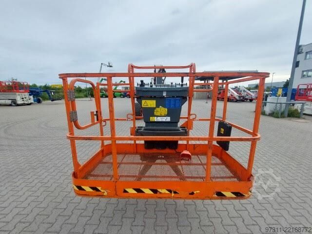 Gelenkteleskoparbeitsbühne JLG 800AJ