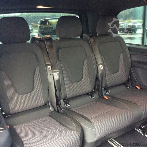 Minibus Mercedes-Benz EQV 300 lang (7 Sitzer) SpurW Sport Navi ACC LM