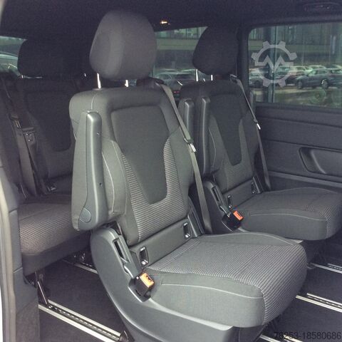 Minibus Mercedes-Benz EQV 300 lang (7 Sitzer) SpurW Sport Navi ACC LM