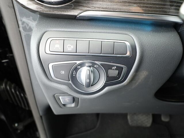 Minibus Mercedes-Benz EQV 300 lang (7 Sitzer) SpurW Sport Navi ACC LM