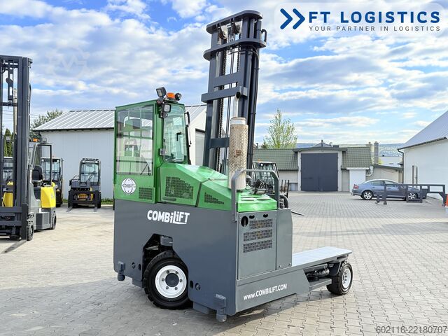 Vierwegestapler Combilift C4500 GAS DUPLEX 5500 FORK POSITIONER