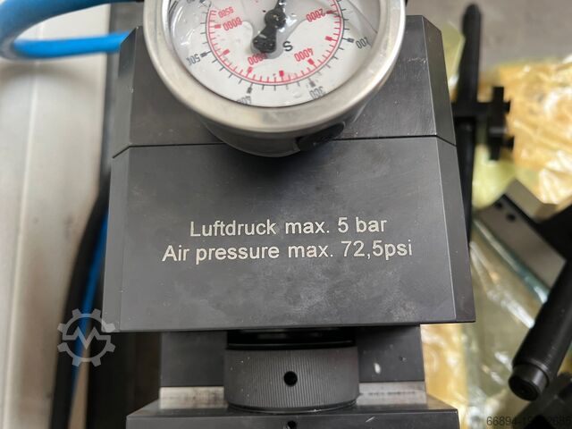 Embossing device HWR Solidstamp