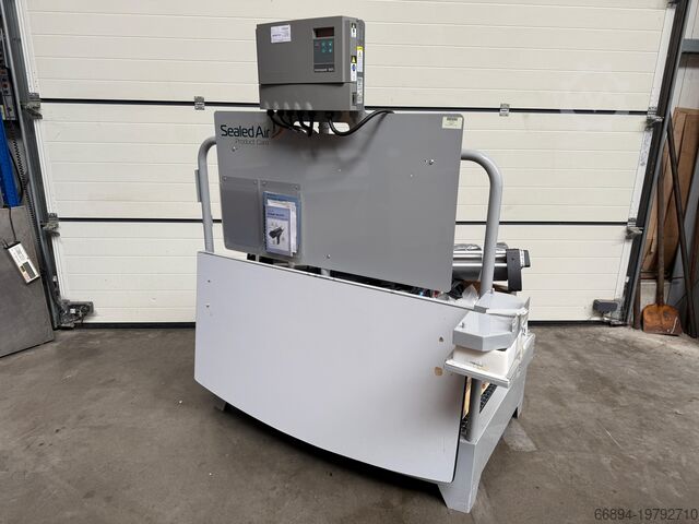 Foam cushion packaging machine Sealed Air Instapak 901