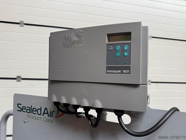 Foam cushion packaging machine Sealed Air Instapak 901