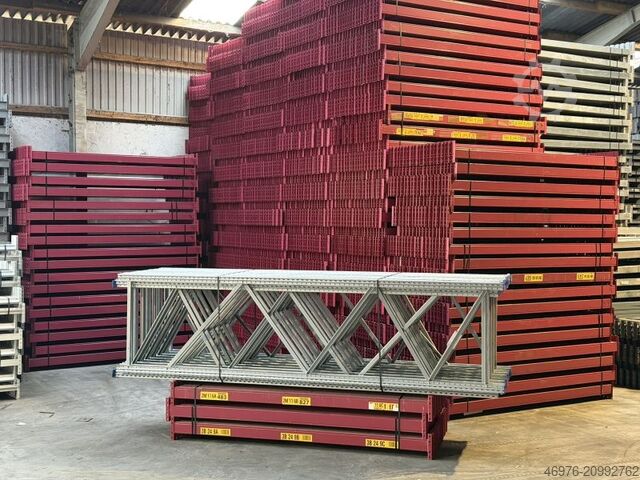 High-bay warehouse pallet racking system SSI Schäfer PR 600 Regallänge: 27,99 lfm.