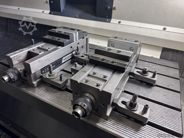 Vertical machining center Deckel Maho DMC 635V