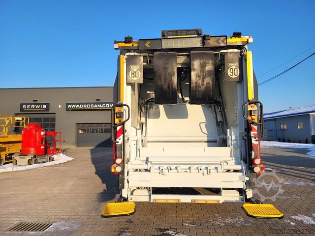 Garbage truck Renault D26