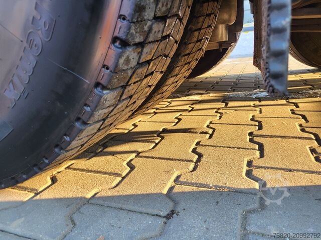 Garbage truck Renault D26