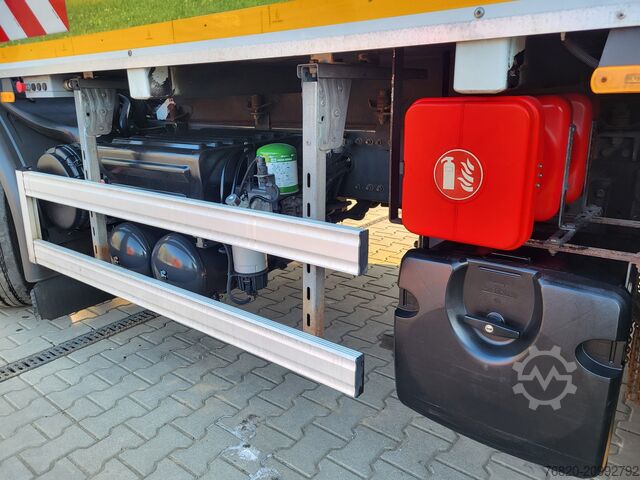 Garbage truck Renault D26