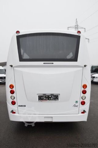 Motor coach Rosero Rosero P First