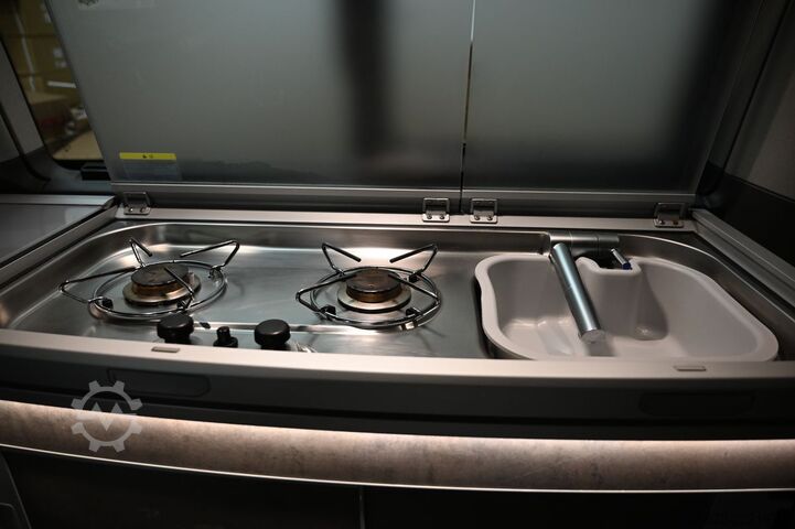 Campervan Volkswagen California Coast 2022 | Cambio automatico | Tetto a soffietto