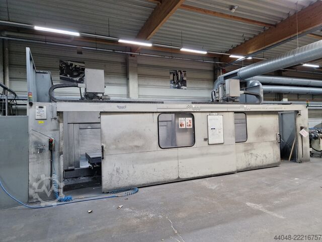 CNC machining center MAKA MM 7t