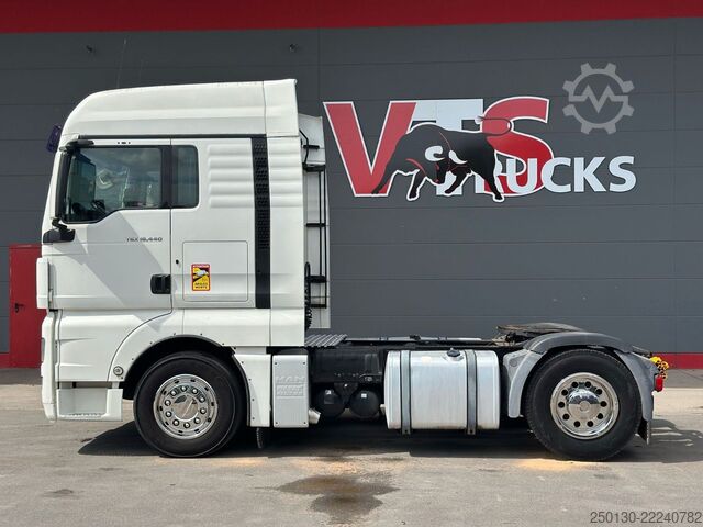 Standard SZM MAN TGX 18.440 4x2BL EU4 NAVI / KLIMA /